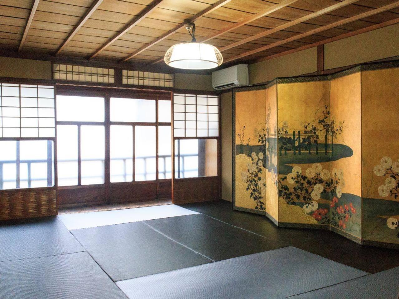 京都二条城近く京町屋120年の歴史に泊まる Quioto Exterior foto